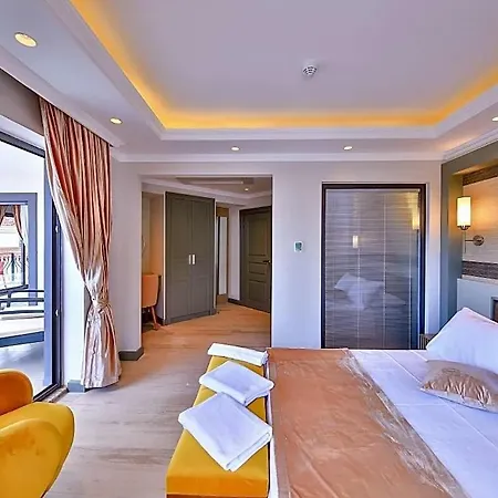 Sleeps 6 Pool Air Con Wifi Villa Kalkan