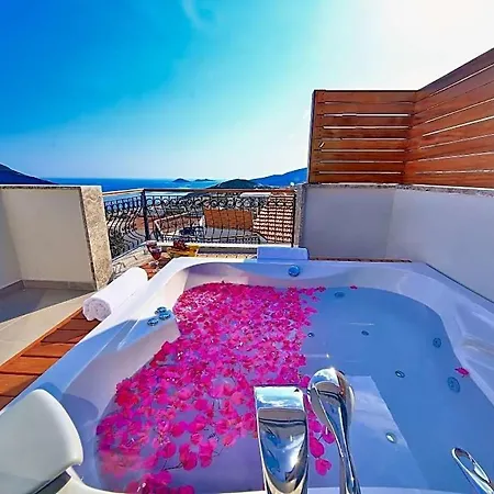 Sleeps 6 Pool Air Con Wifi *